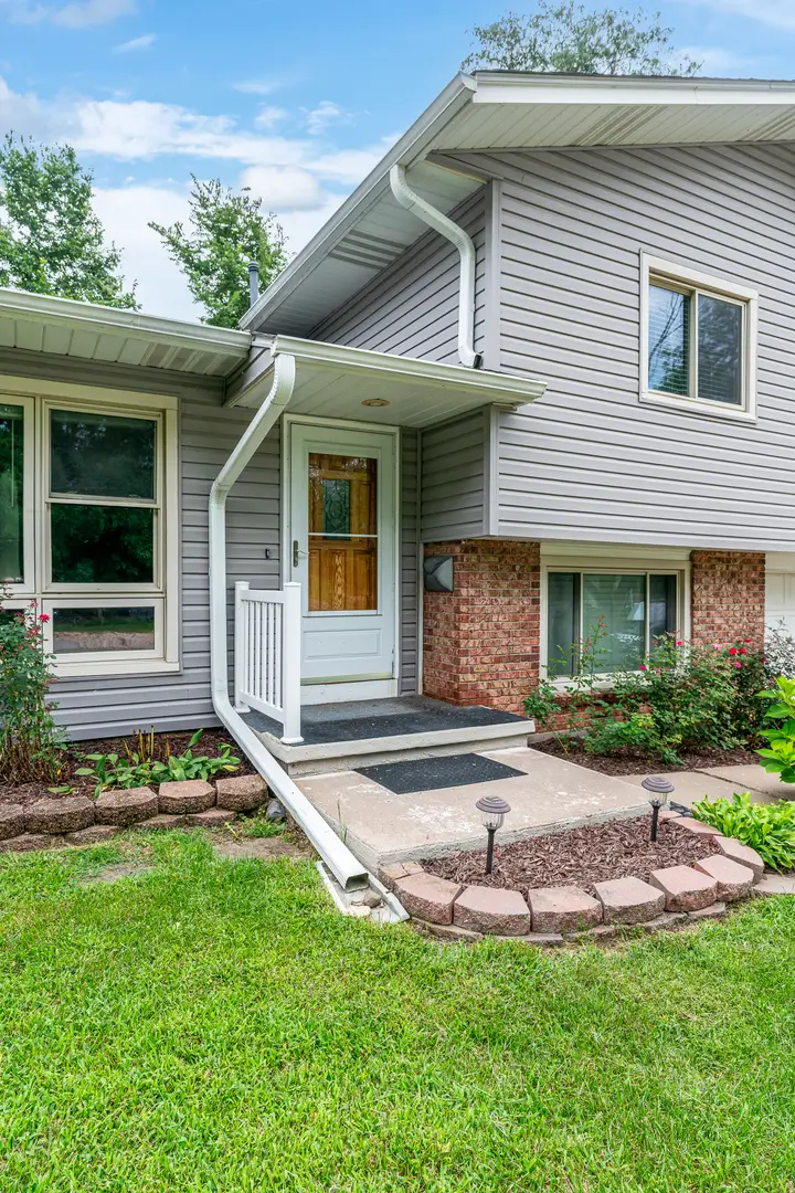 803 16th Street, Bettendorf, IA 52722 - #2