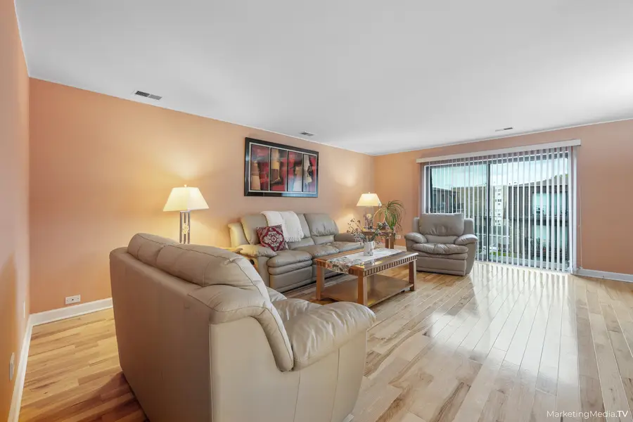 9818 Bianco Terrace #3F, Des Plaines, IL 60016 - #3