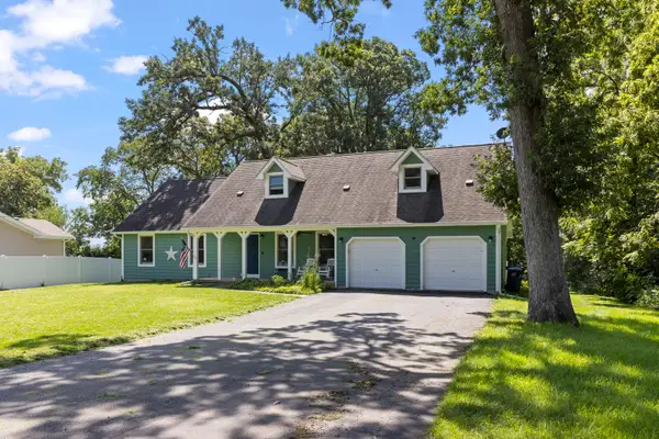 43W753 Oakleaf Drive, Elburn, IL 60119