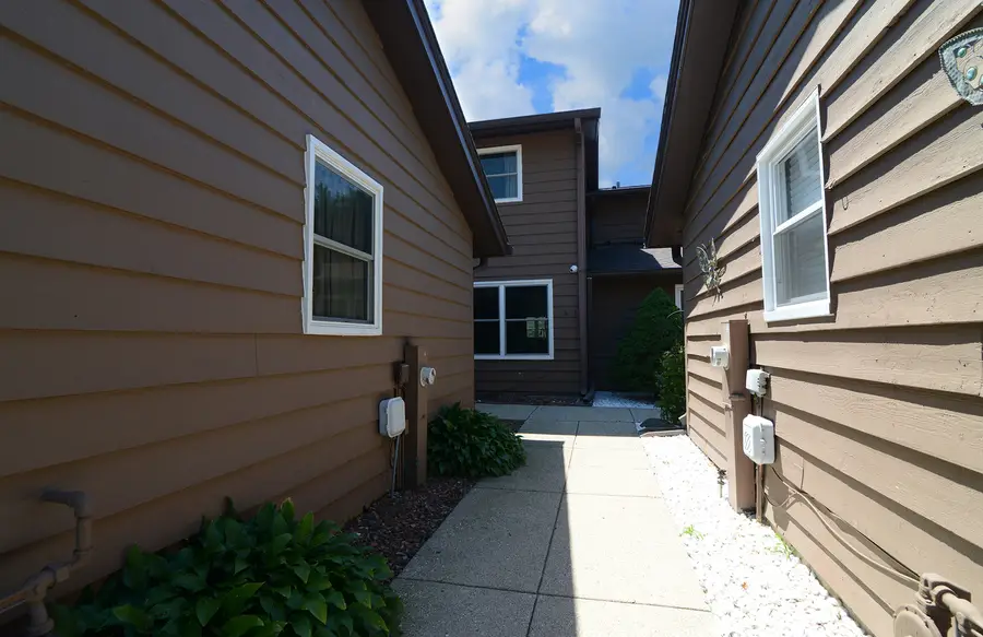 9925 Amanda Lane, Algonquin, IL 60102 - #3