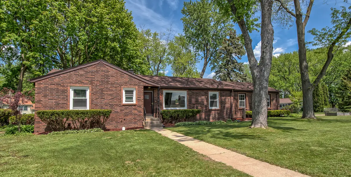 547 Reese Avenue, East Dundee, IL 60118 - #1