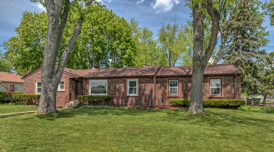 547 Reese Avenue, East Dundee, IL 60118 - #2
