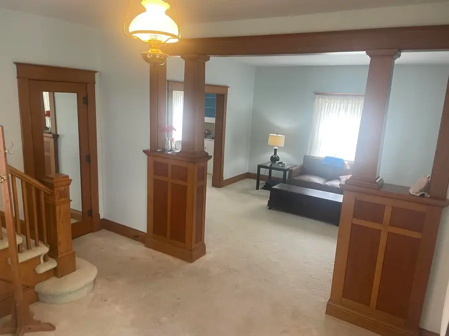 706 E 2nd Avenue, Sterling, IL 61081 - #3