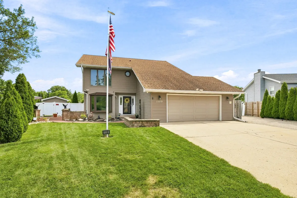 1109 Home Court, Shorewood, IL 60404 - #1