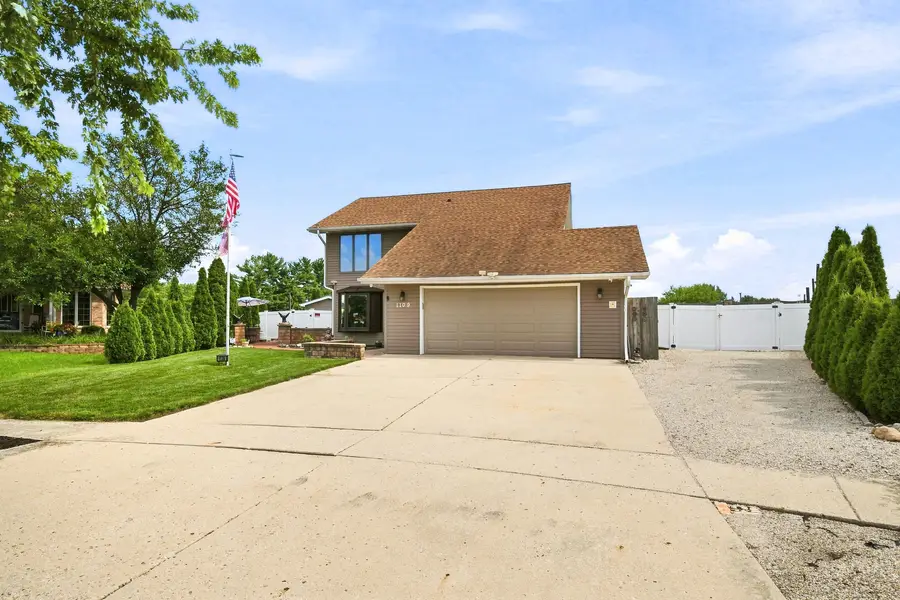 1109 Home Court, Shorewood, IL 60404 - #2