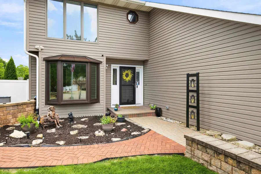 1109 Home Court, Shorewood, IL 60404 - #3