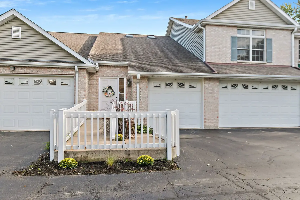 3853 South Pointe Drive #B, Dekalb, IL 60115 - #1