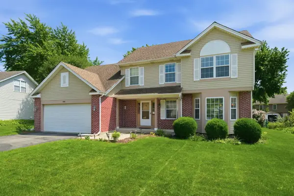 636 Briarwood Lane, Oswego, IL 60543