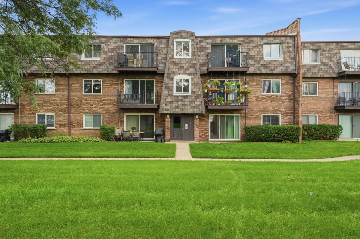 9388 Bay Colony Drive #1S, Des Plaines, IL 60016 - #1