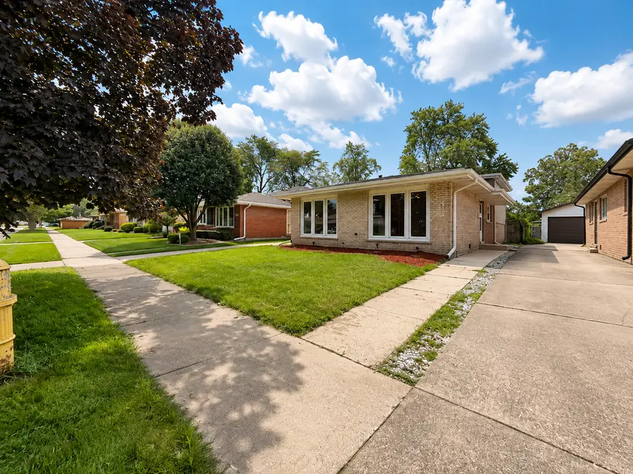 14446 Dante Avenue, Dolton, IL 60419 - #2
