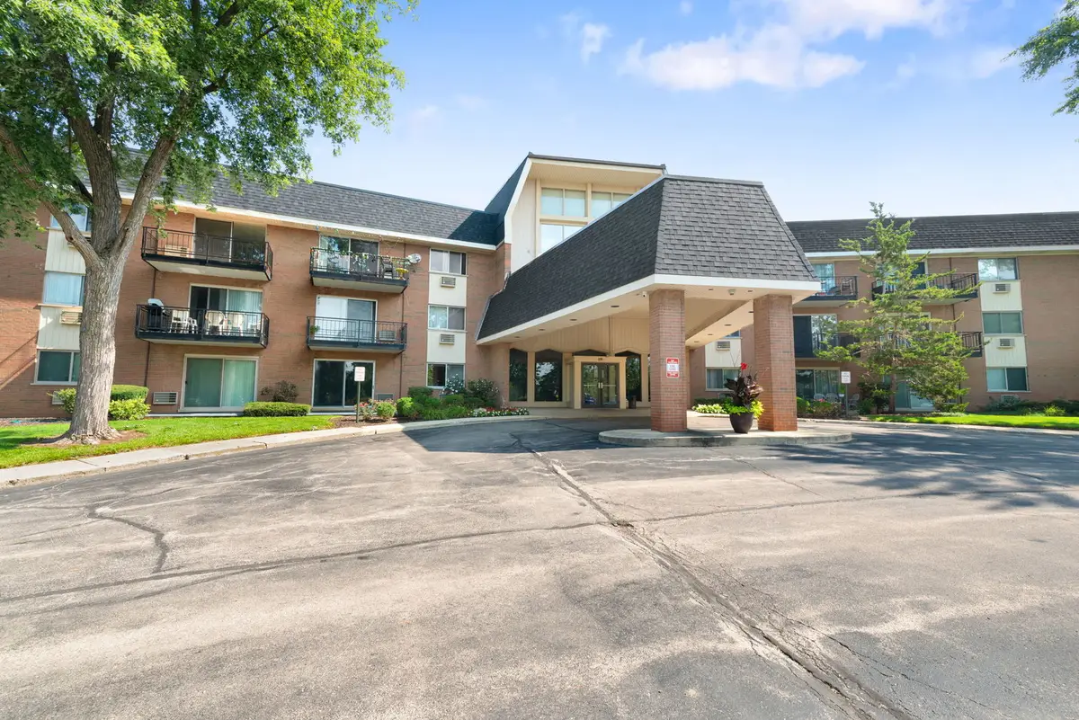 1198 Royal Glen Drive #101-E, Glen Ellyn, IL 60137 - #1