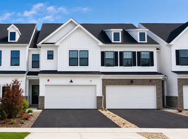2040 Palmer Court #6003, Hoffman Estates, IL 60169