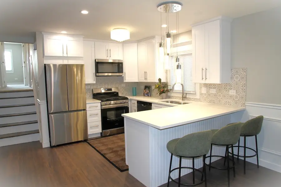 9042 S Emerald Avenue, Chicago, IL 60620 - #3