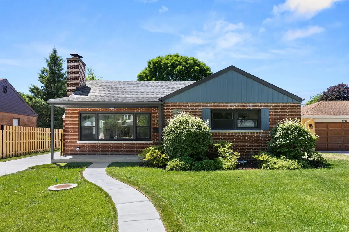 8918 Parkside Avenue, Morton Grove, IL 60053 - #1