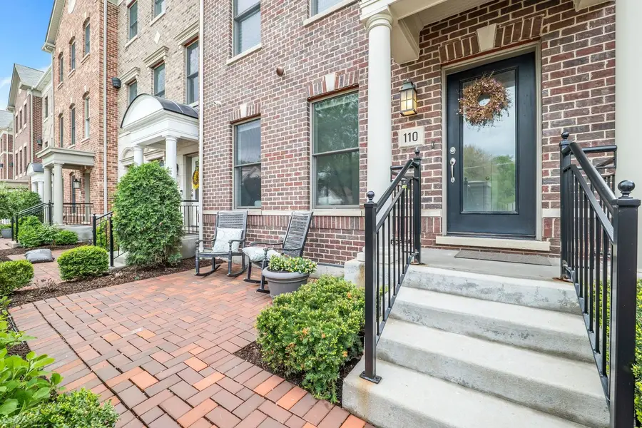 110 S Washington Street, Wheaton, IL 60187 - #2
