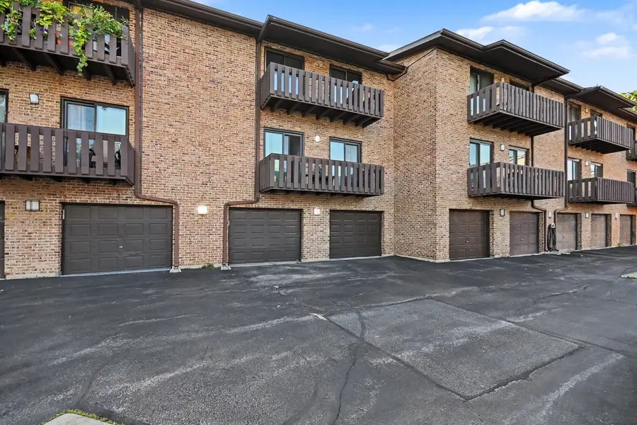 7544 Clarendon Hills Road #2E, Willowbrook, IL 60527 - #2