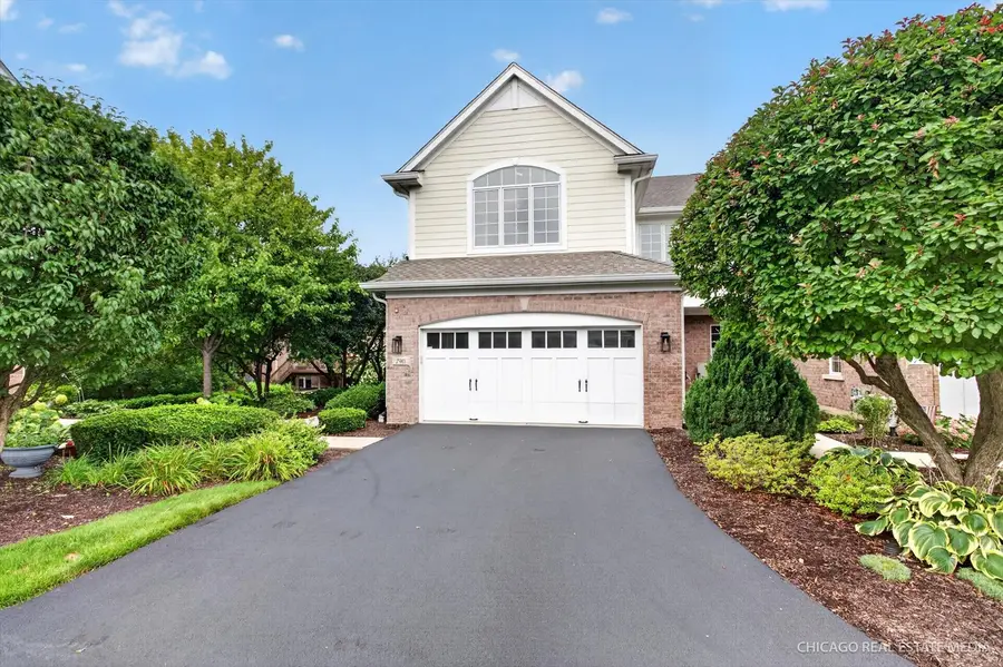 790 Parkview Court, Glen Ellyn, IL 60137 - #2