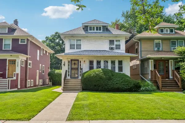 225 S Cuyler Avenue, Oak Park, IL 60302