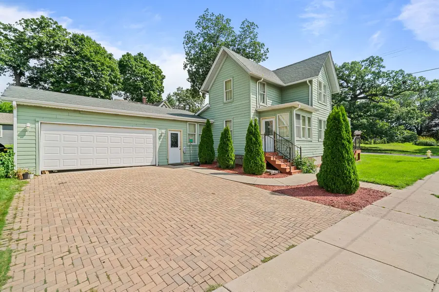 904 N Prospect Street, Rockford, IL 61107 - #2