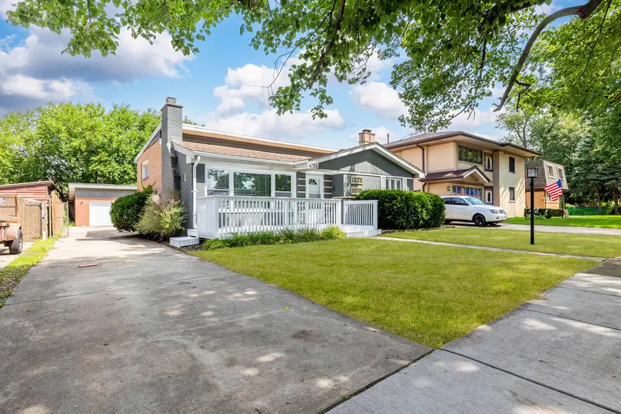 4024 W 106th Street, Oak Lawn, IL 60453 - #2
