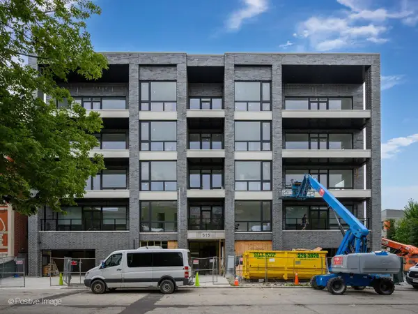 515 W Elm Street #203, Chicago, IL 60610