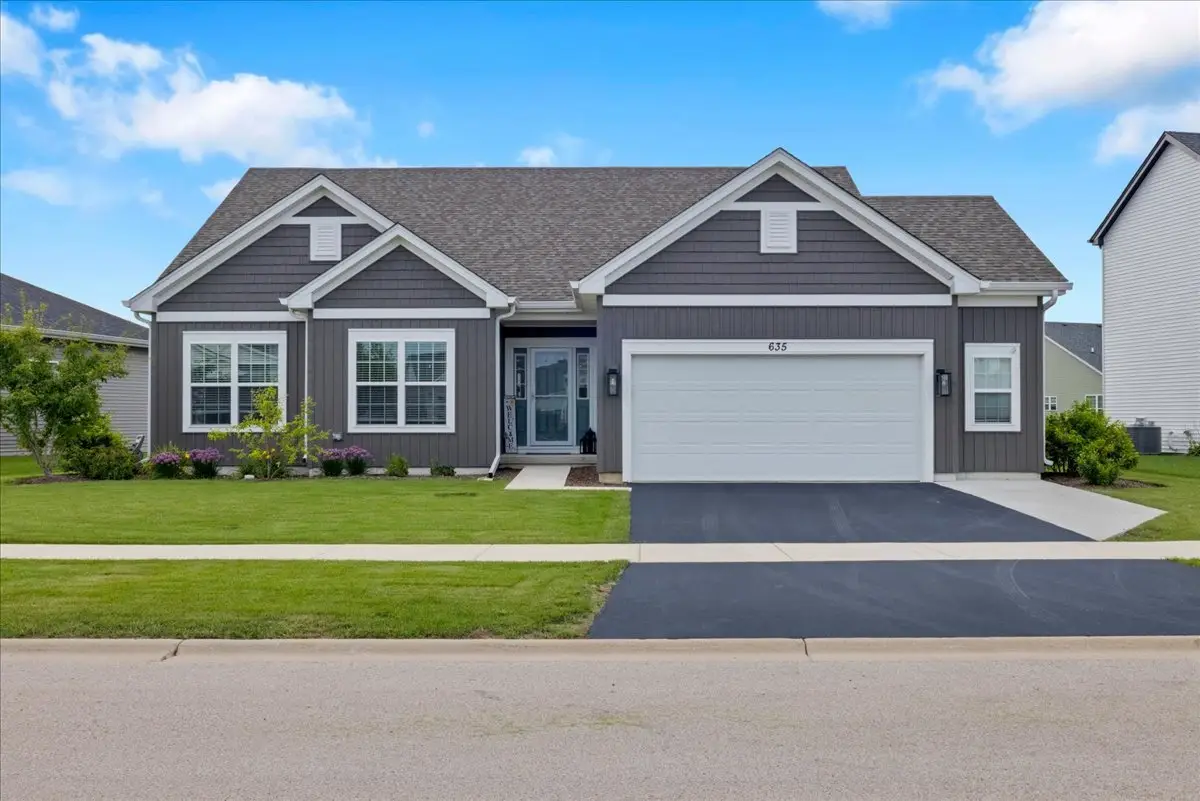 635 Maplewood Circle, Elburn, IL 60119 - #1