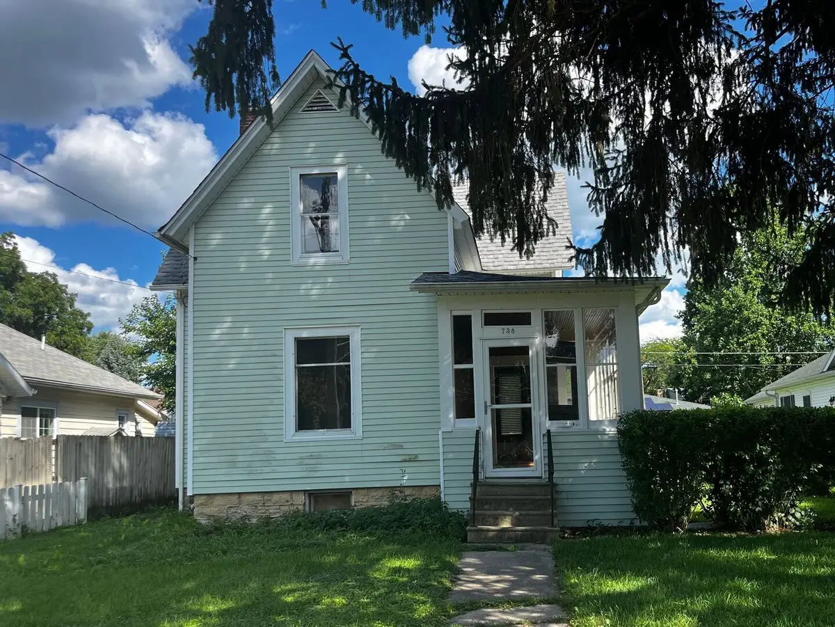 738 S 1st Street, Dekalb, IL 60115 - #1