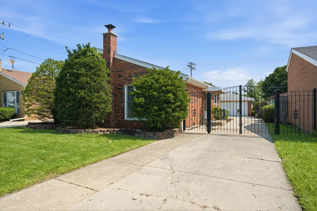 10519 S Pulaski Road, Chicago, IL 60655 - #1