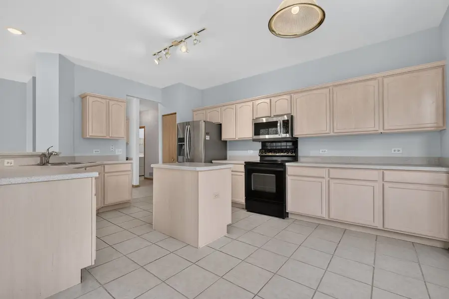 630 Saugatuk Circle, Romeoville, IL 60446 - #2