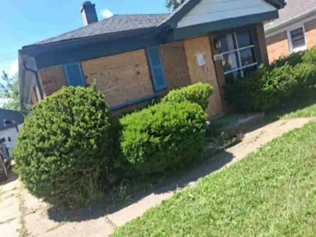 14820 S Indiana Avenue, Dolton, IL 60419 - #3