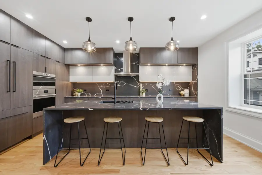 2334 N Oakley Avenue, Chicago, IL 60647 - #3
