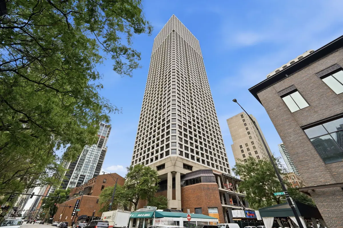 1030 N State Street #5L, Chicago, IL 60610 - #1