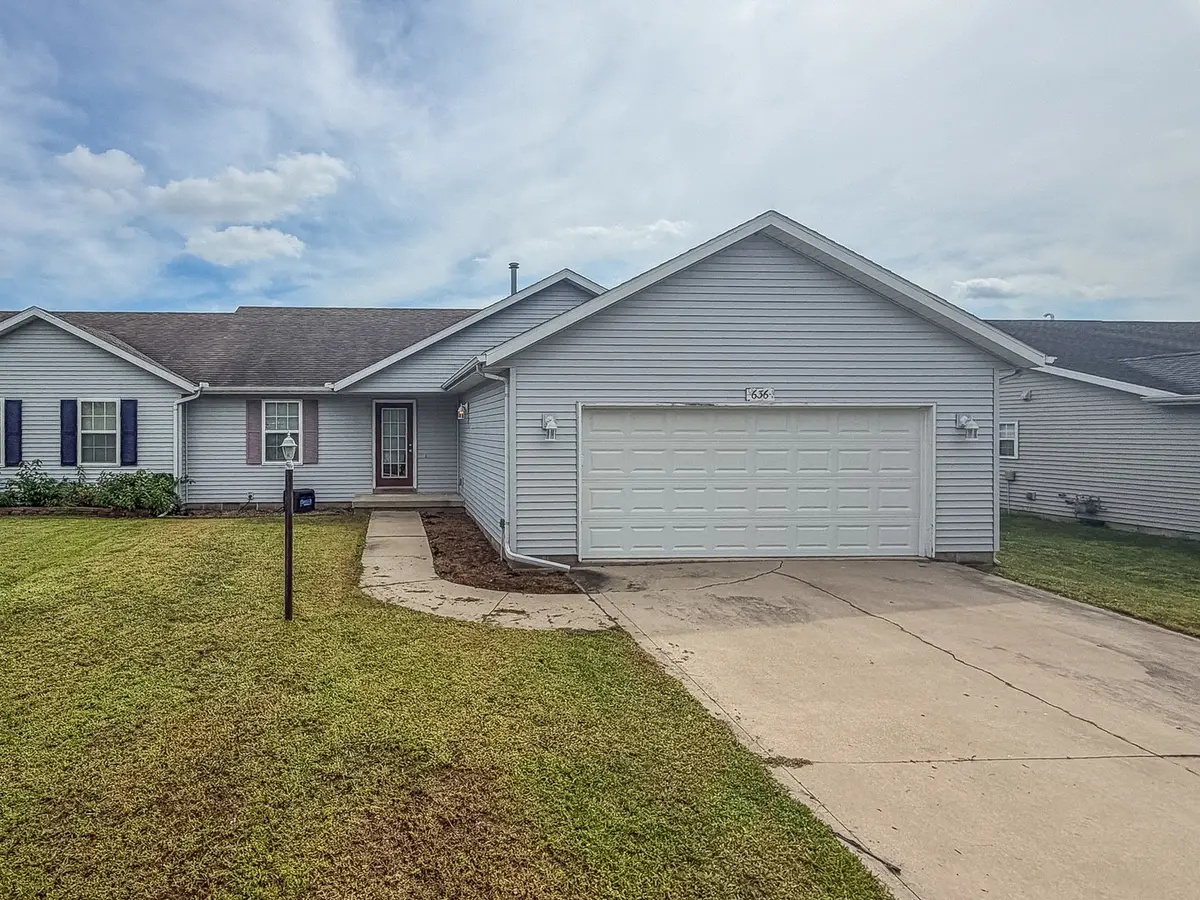 636 Sedgegrass Drive, Champaign, IL 61822 - #1
