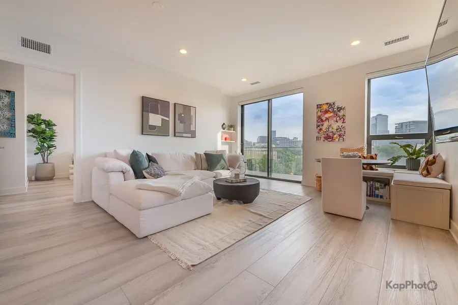 859 W Erie Street #506, Chicago, IL 60642 - #2
