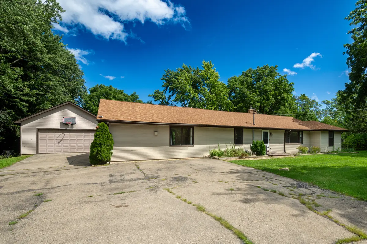 35861 N Fuller Road, Gurnee, IL 60031 - #1