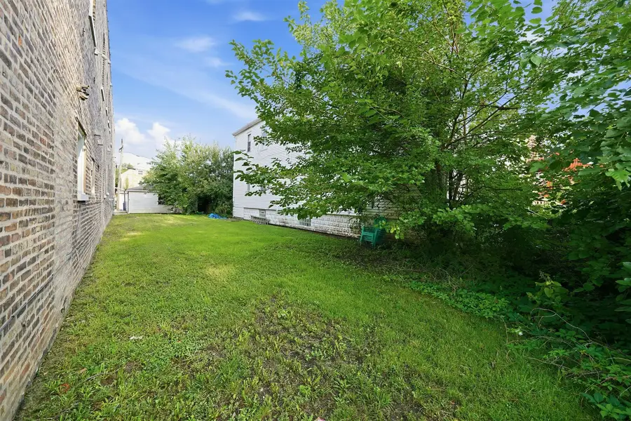 1303 S 51st Avenue, Cicero, IL 60804 - #3