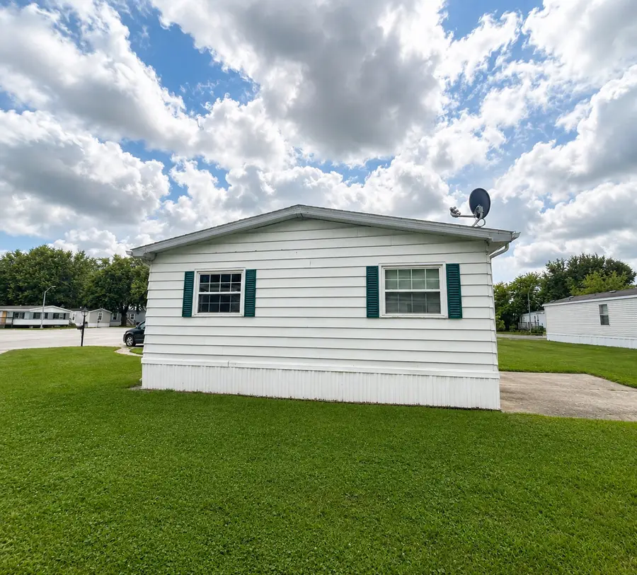 6 Patrick Court, Lynwood, IL 60411 - #2