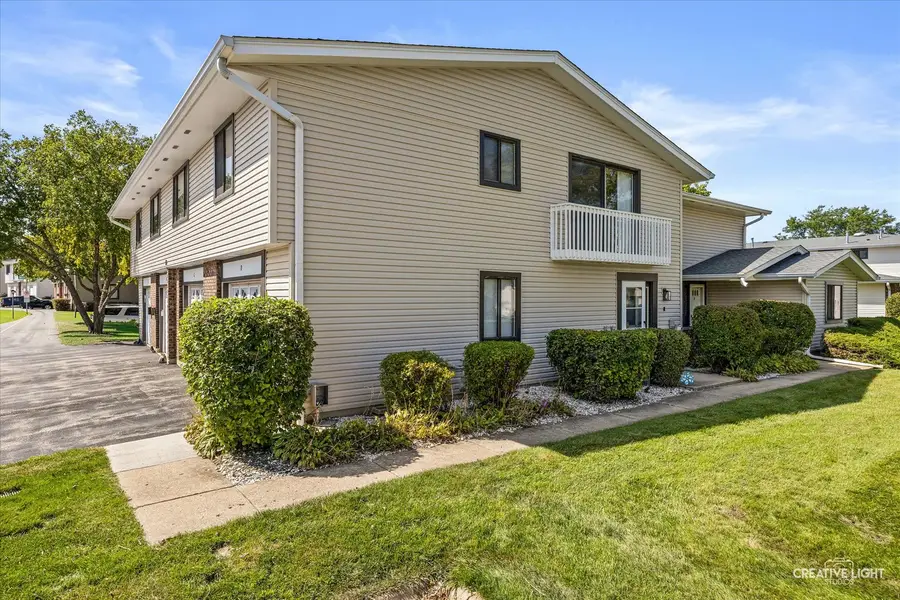 131 Fairlane Court, Bloomingdale, IL 60108 - #2