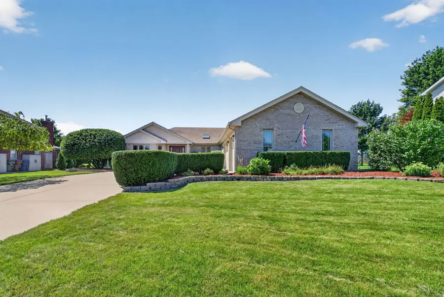 2377 Rock Canyon, New Lenox, IL 60451 - #2