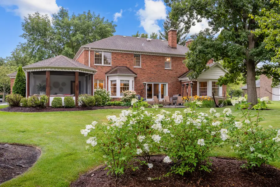 130 W Blackthorn Lane, Lake Forest, IL 60045 - #3