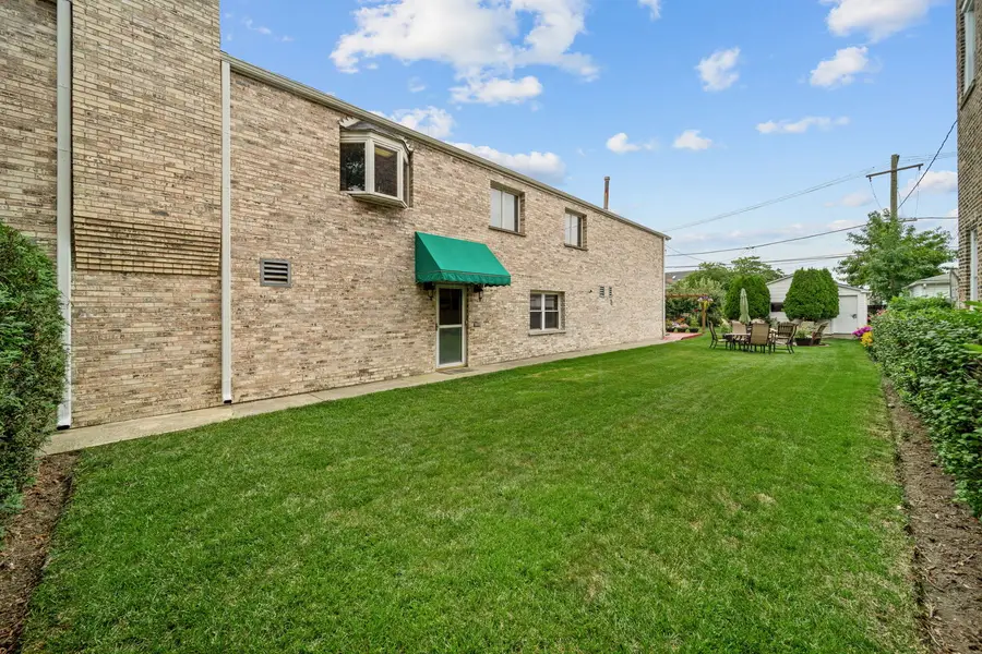 616 W 37th Street, Chicago, IL 60609 - #3