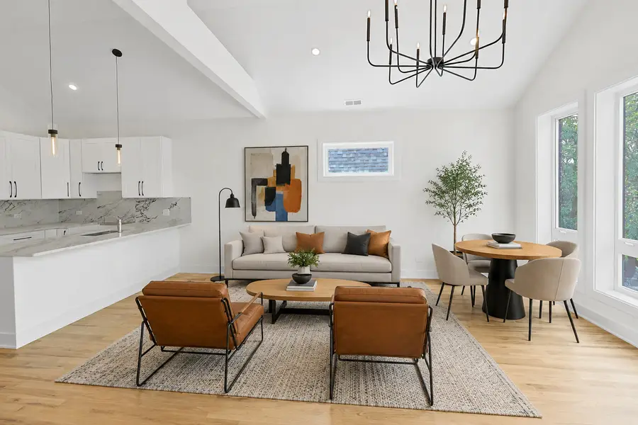 4217 S Indiana Avenue, Chicago, IL 60653 - #2