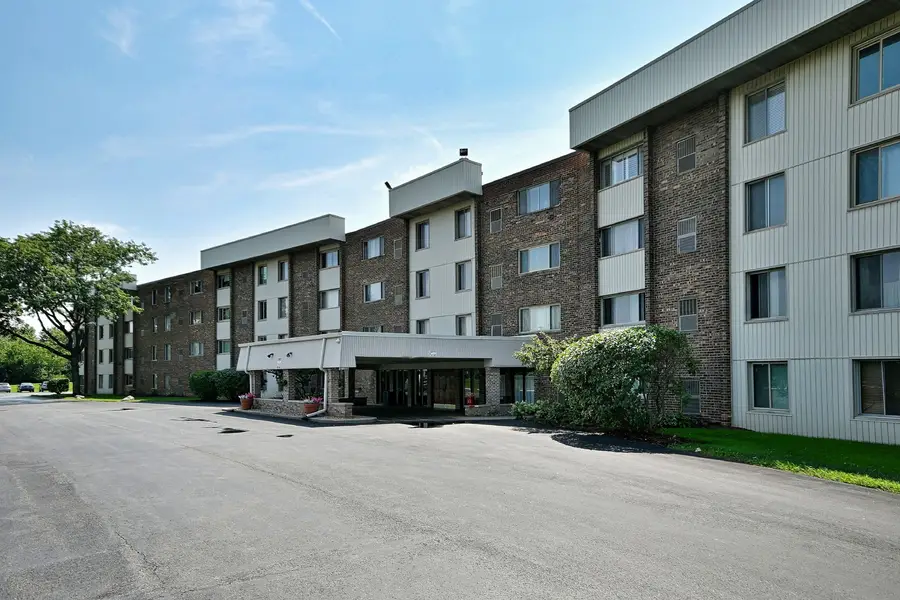 841 N York Road #226, Elmhurst, IL 60126 - #3