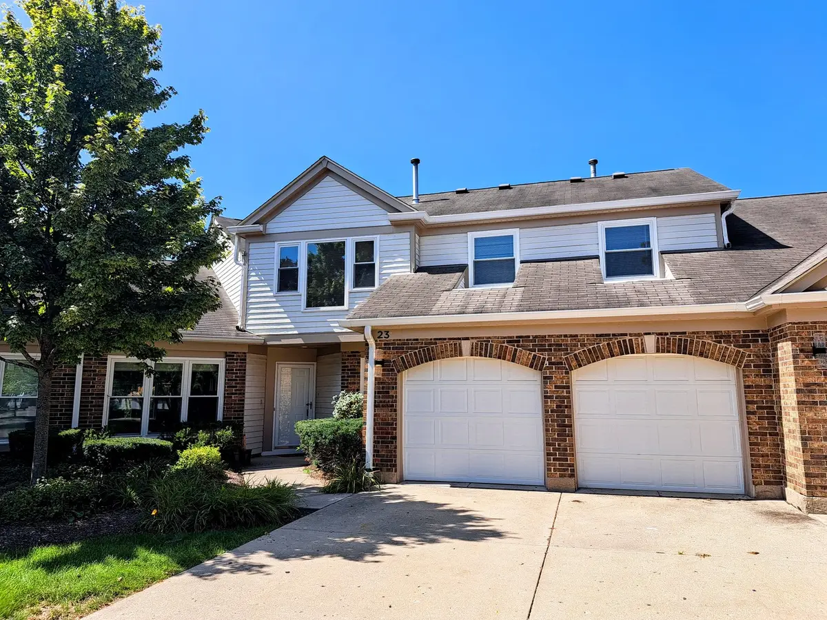23 Willow Parkway, Buffalo Grove, IL 60089 - #1