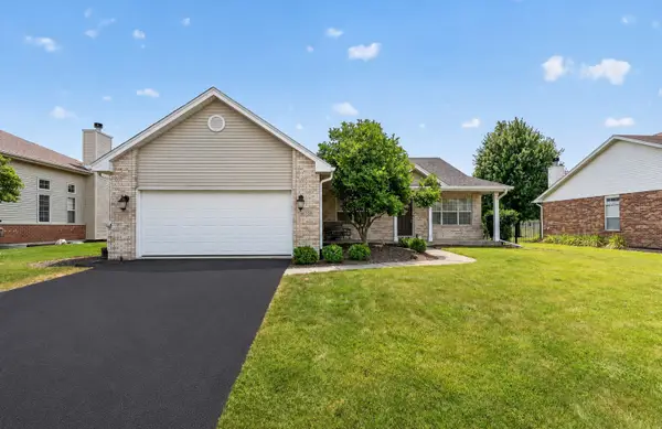 16709 Karen Springs Drive, Lockport, IL 60441