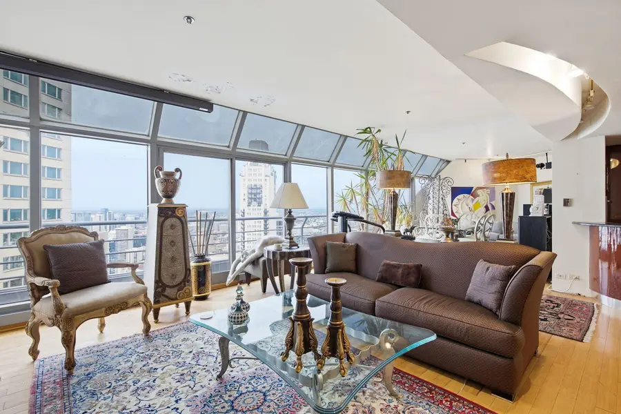 950 N Michigan Avenue #4704, Chicago, IL 60611 - #2