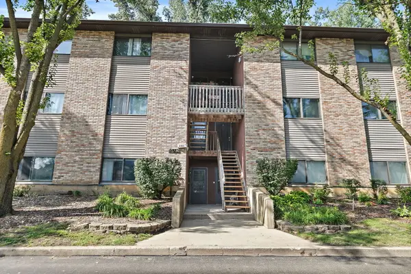 2352 South Street #D, Elgin, IL 60123
