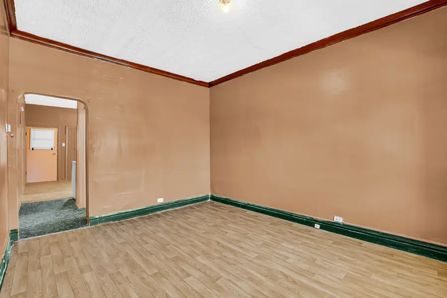 8533 S Manistee Avenue, Chicago, IL 60617 - #3