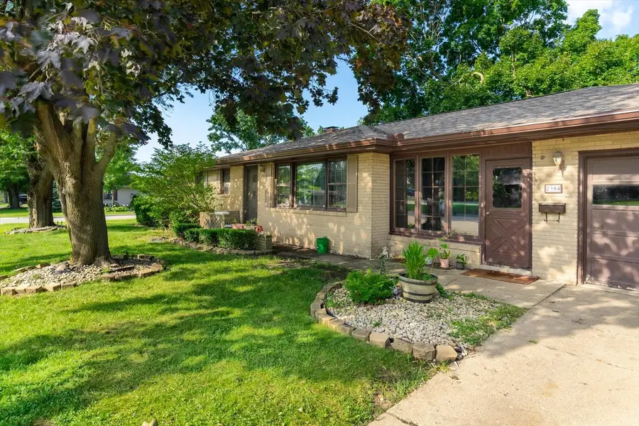 2304 Plum Street, Peru, IL 61354 - #2