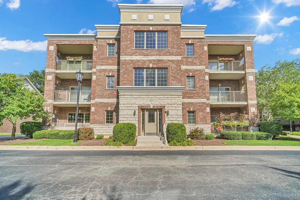 405 W Pierce Road #301, Itasca, IL 60143 - #1